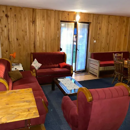 Ski Kuca Velika Dvorista