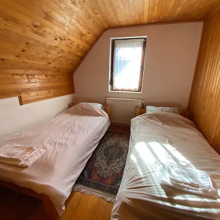 Ski Kuca Velika Dvorista